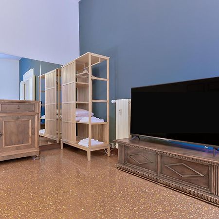 Mono Apartments Saragozza Bologna Kültér fotó